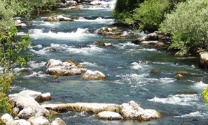 PUTOPIS: Izvor Cetine i Peručko jezero
