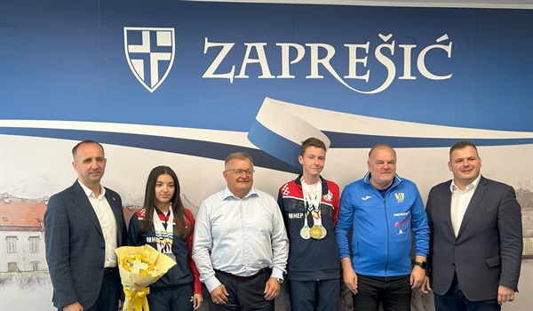Gradonačelnik Zaprešića primio trofejne mlade kuglače i čestitao im na izvanrednim rezultatima