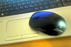 Miš u doba dodira: zašto i dalje svi posežemo za mouseom?