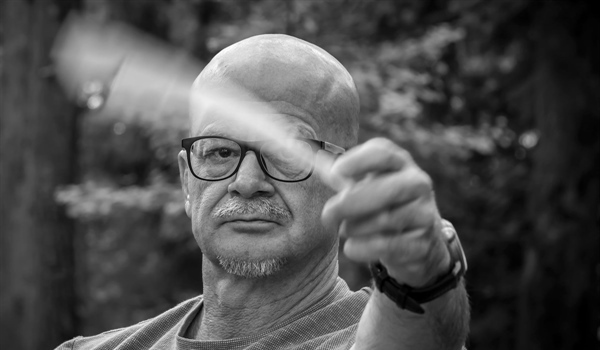 LIKOVNA SCENA: Čarolija tuša Alfreda Freddya Krupe