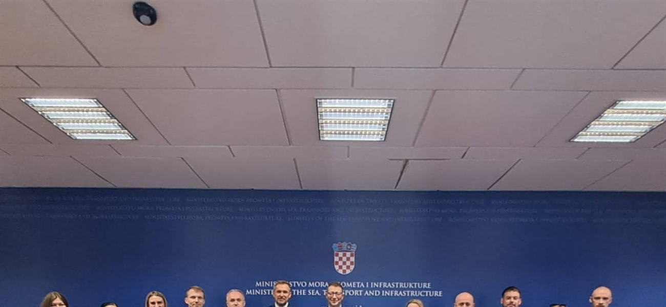 Međunarodno izaslanstvo u studijskom posjetu AKD-u: