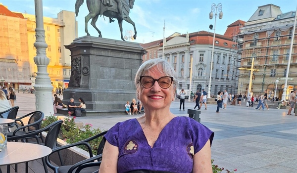 OMAĜO AL ESPERANTO: Cijeli svijet je bio naš! La tuta mondo estis nia!