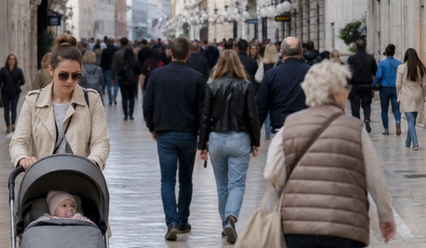 J**** SE LJUDI: Plodnost više nije samo demografsko, nego ekonomsko i političko pitanje!