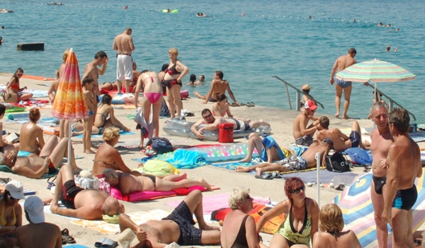 Hrvatska pred ljetnim stres-testom - visoke cijene, strani radnici, skupi turizam i ceste pod pritiskom