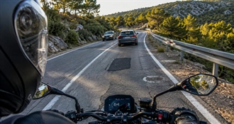 MOTO FELJTON (3): Kako motociklist vidi cestu?