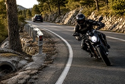 MOTO FELJTON (5): Zaštitne ograde koje spašavaju automobile, ali ubijaju motocikliste