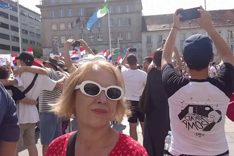 KIBER-ROTOR ZORICE RADAKOVIĆ: Genocid na rate i transnacionalni kartel
