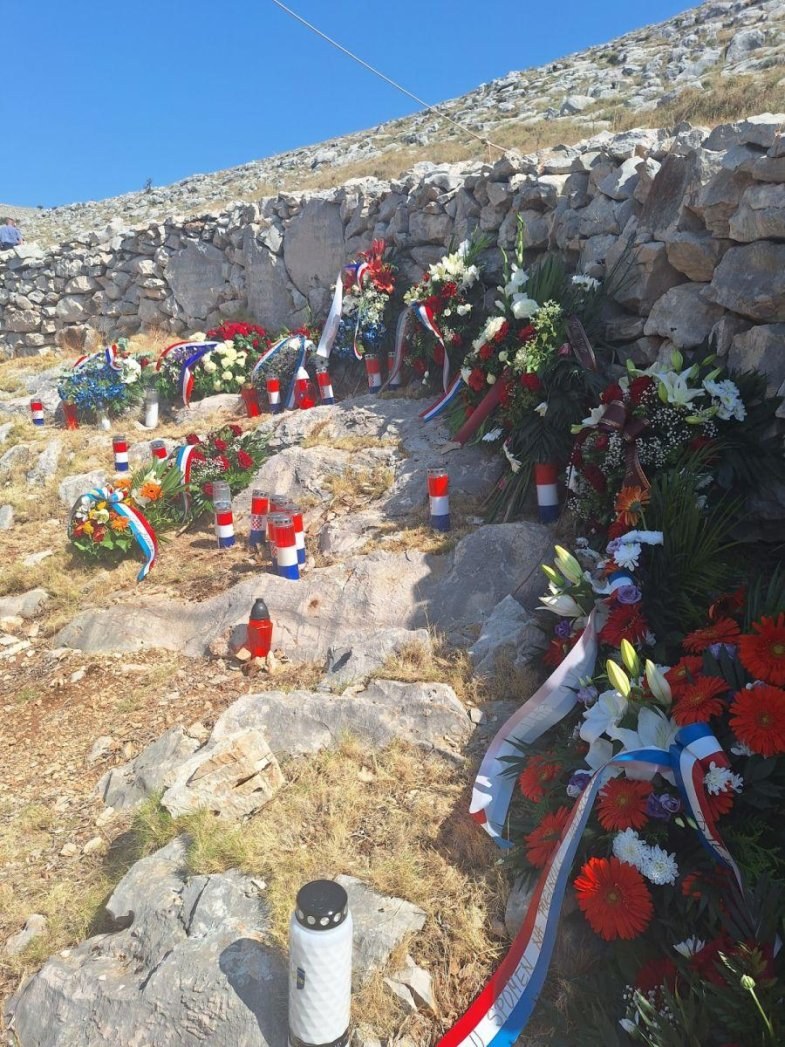 na otoku Kornat obilježavanje 17. obljetnica tragedije